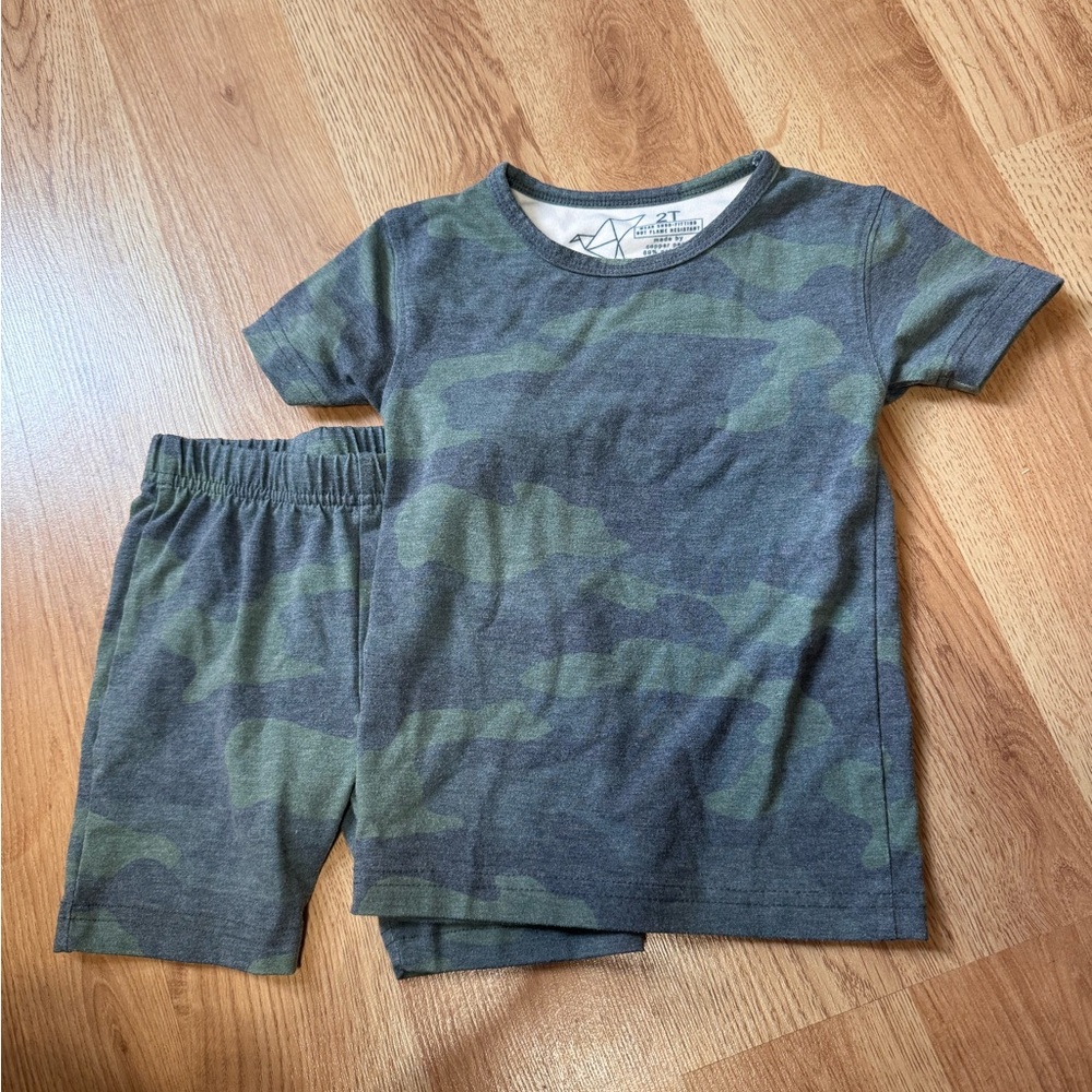 Kids Green Camouflage Pajama Set